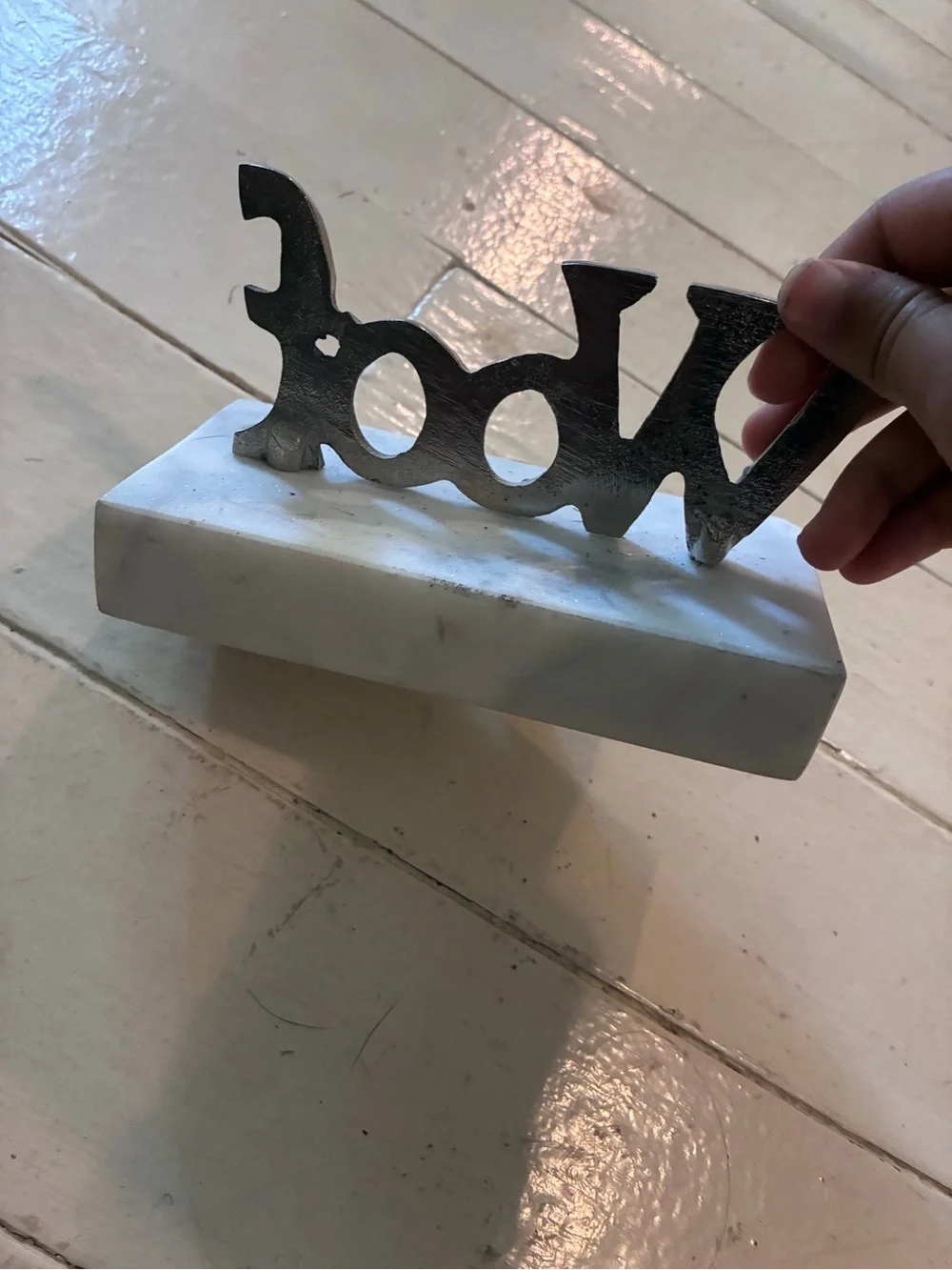 Marble & Shiny Polish Stocking Holder - Woof Design
